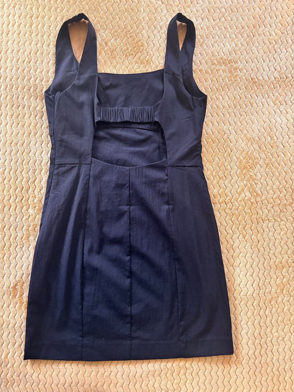 Kleider: Robe noire Mango - NEUVE - Taille M – Neu (gemäss Beschreibung) aus Romainmôtier von val_r8sn 3