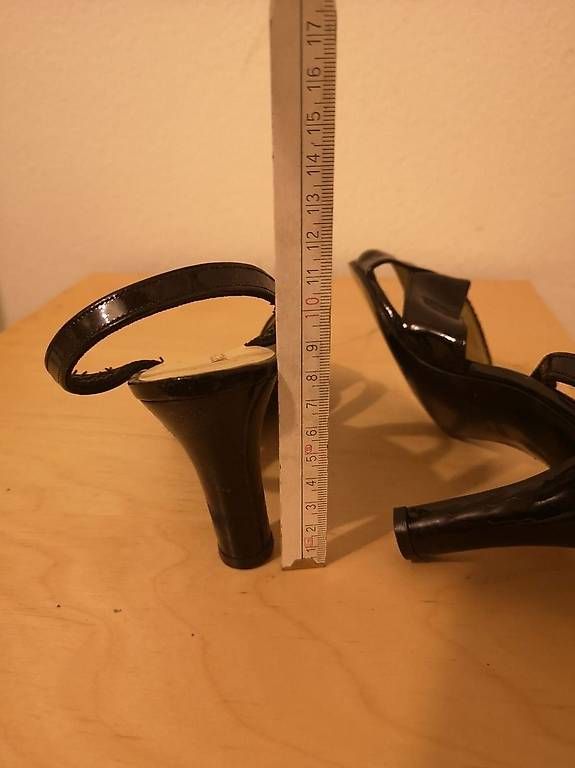 Scarpe da donna: Charles Jourdan Sandale Gr. 36 Neu – Usato da Kreuzlingen venduto da met_w8z6 3
