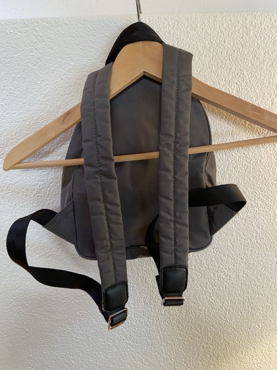 Marc Jacobs Zaini: Marc Jacobs Mini Backpack Charcoal Nylon Rucksack – Usato da Münchenstein venduto da B771 7
