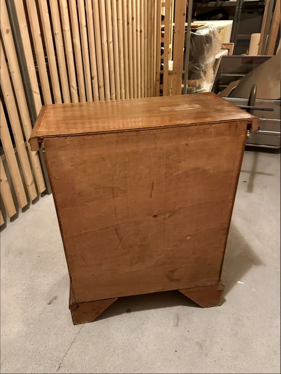 Cassettiere: Kommode Holz, vintage Stil, drei Schubladen – Usato da Bassersdorf venduto da Etti19 3