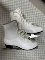 Eislaufschuhe weiss klassisches Modell gebrauchter Zustand