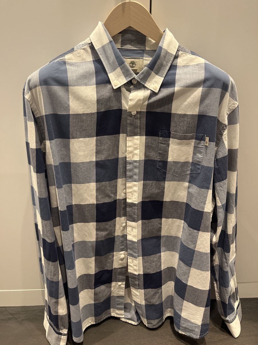 Timberland Camicie: Original Timberland checkered blue & white  shirt – Usato da Rüschlikon venduto da ant_5v7g
