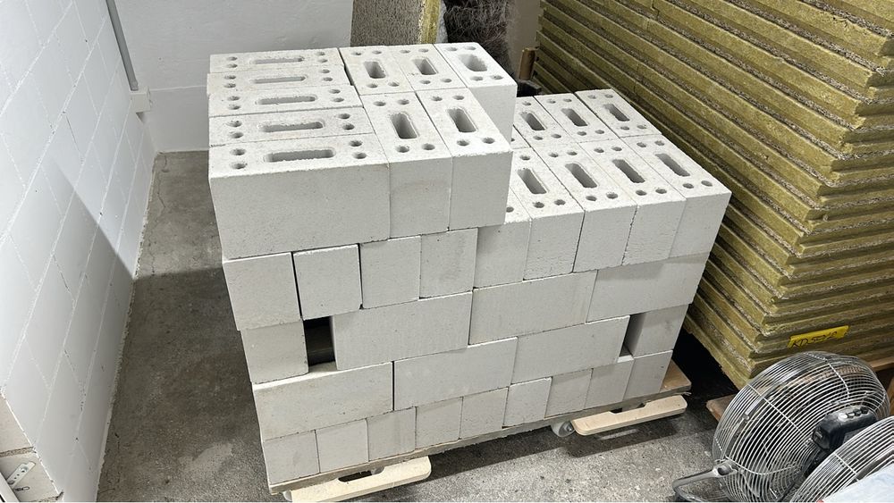 Bausteine Backsteine weiss günstig zu verkaufen (Neu (gemäss ...