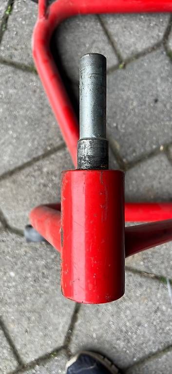 Ständer: Motorradständer – Gebraucht aus Appenzell-Steinegg von 200162 2