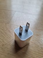 Original Apple 5W Power Adapter (US Version zu USB)