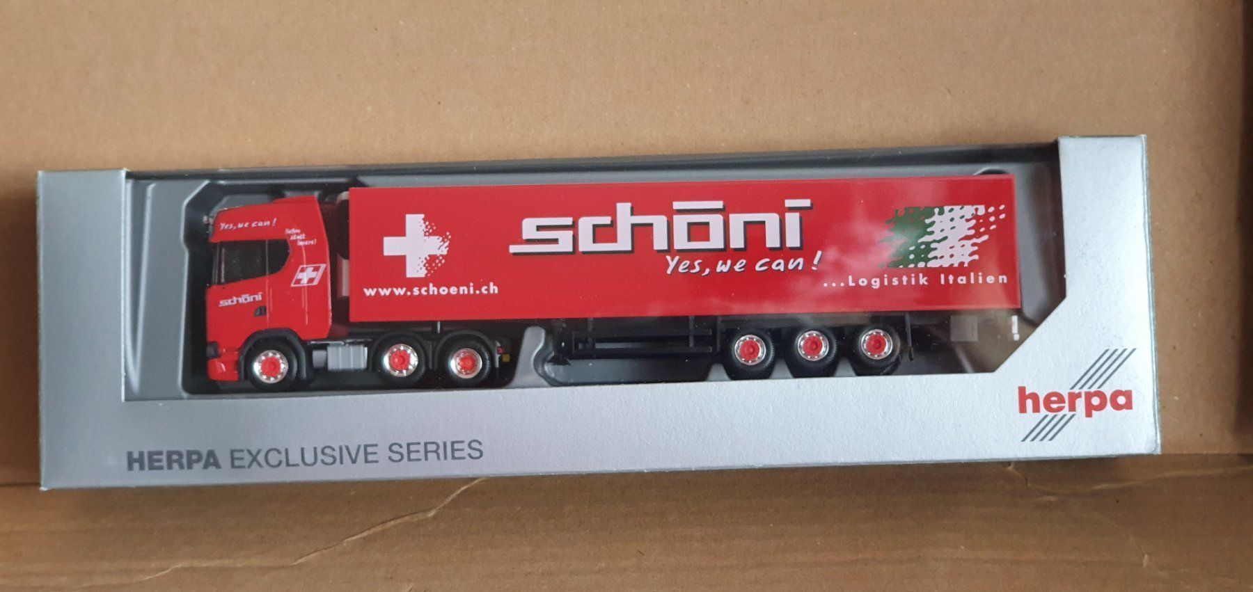 Herpa Modellini d'auto: HERPA. SCANIA. 6X2/4.   1:87.CH. – Nuovo e nell'imballaggio originale da Romanel-s-Lausanne venduto da Bidule01 3