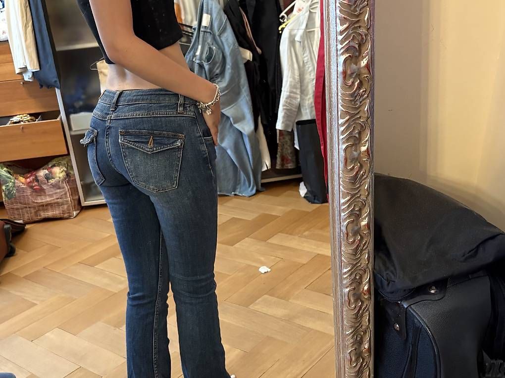 Jeans: Y2k Lowrise flared Jeans Subdued IT 38 – Usato da Zürich venduto da ric_r96d 1