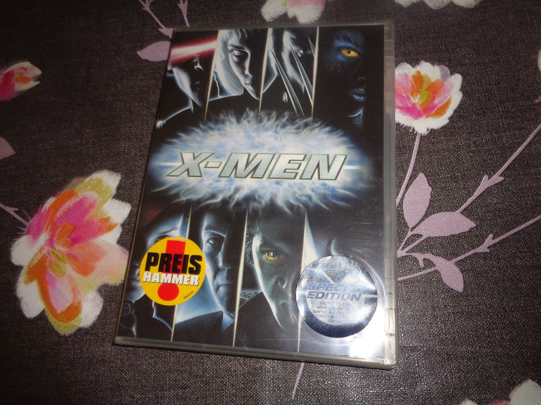 Tutti i DVDs: X-,Men DVD NEUWARE – Nuovo e nell'imballaggio originale da Olten venduto da Disc-Verkauf