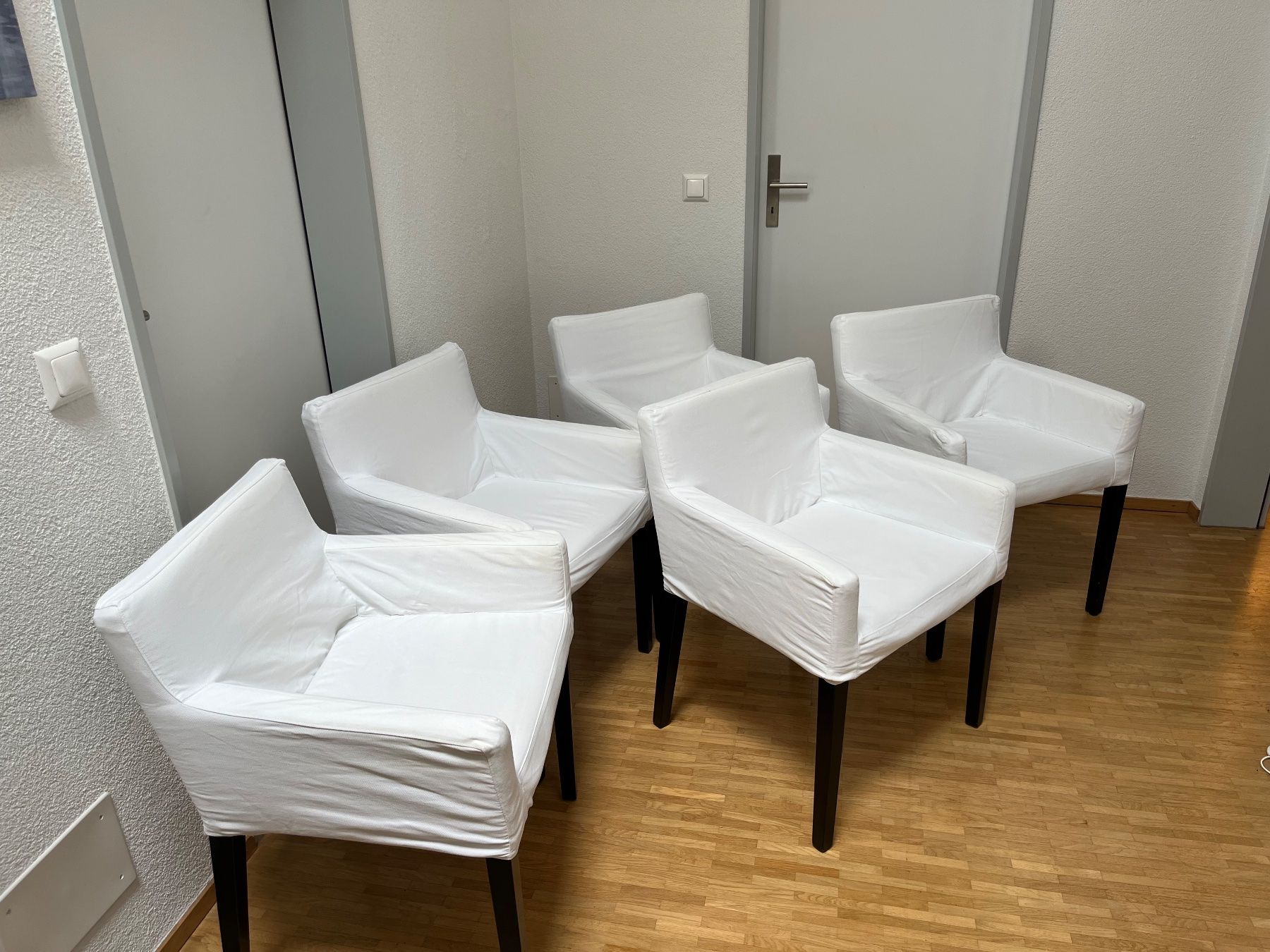 Ikea Sedie: 5 x IKEA Nils gepolsterte Essstühle – Usato da Zwingen venduto da schoggimuckibaer 1