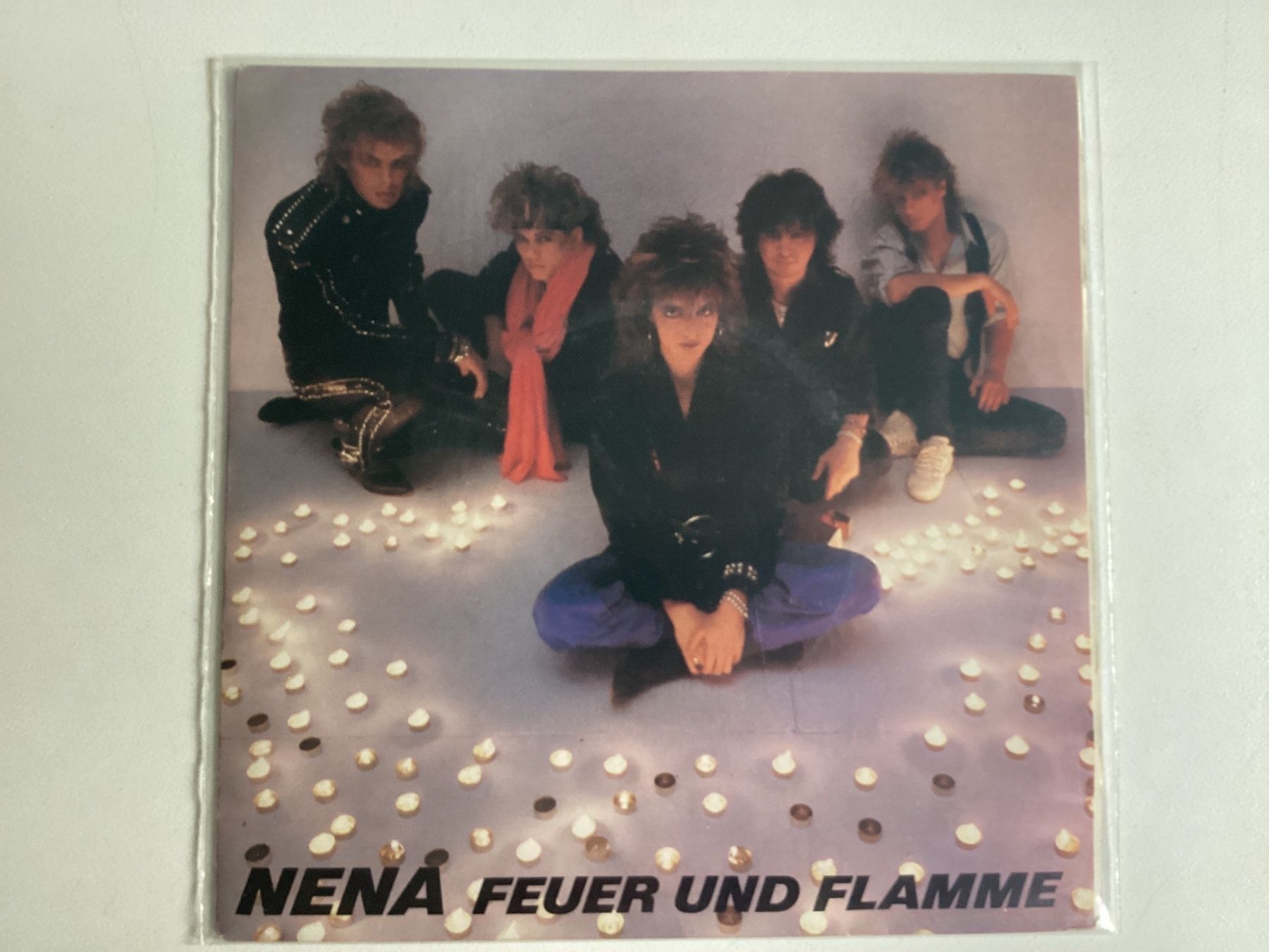 Dischi in vinile: Nena Single - Feuer Und Flamme – Usato da Gutenswil venduto da Hamzian