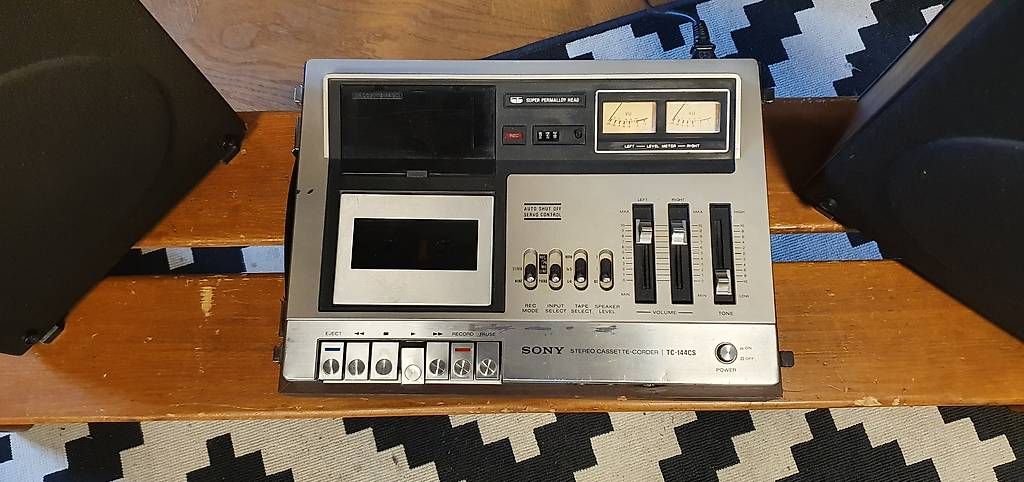 Sony Registratori: Sonny Stereo Cassette Recorder TR144CS – Usato da St. Imier venduto da Lautar_Vega