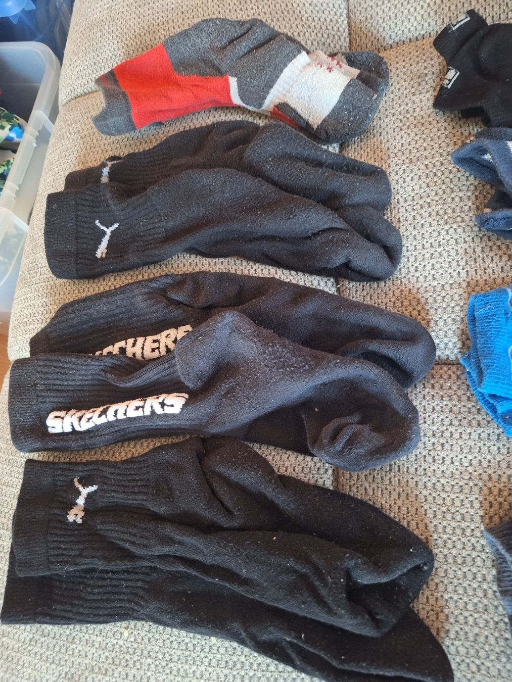 Socken: 12 Paar Socken 31- 34 – Gebraucht aus obfelden von claudia.horni 1