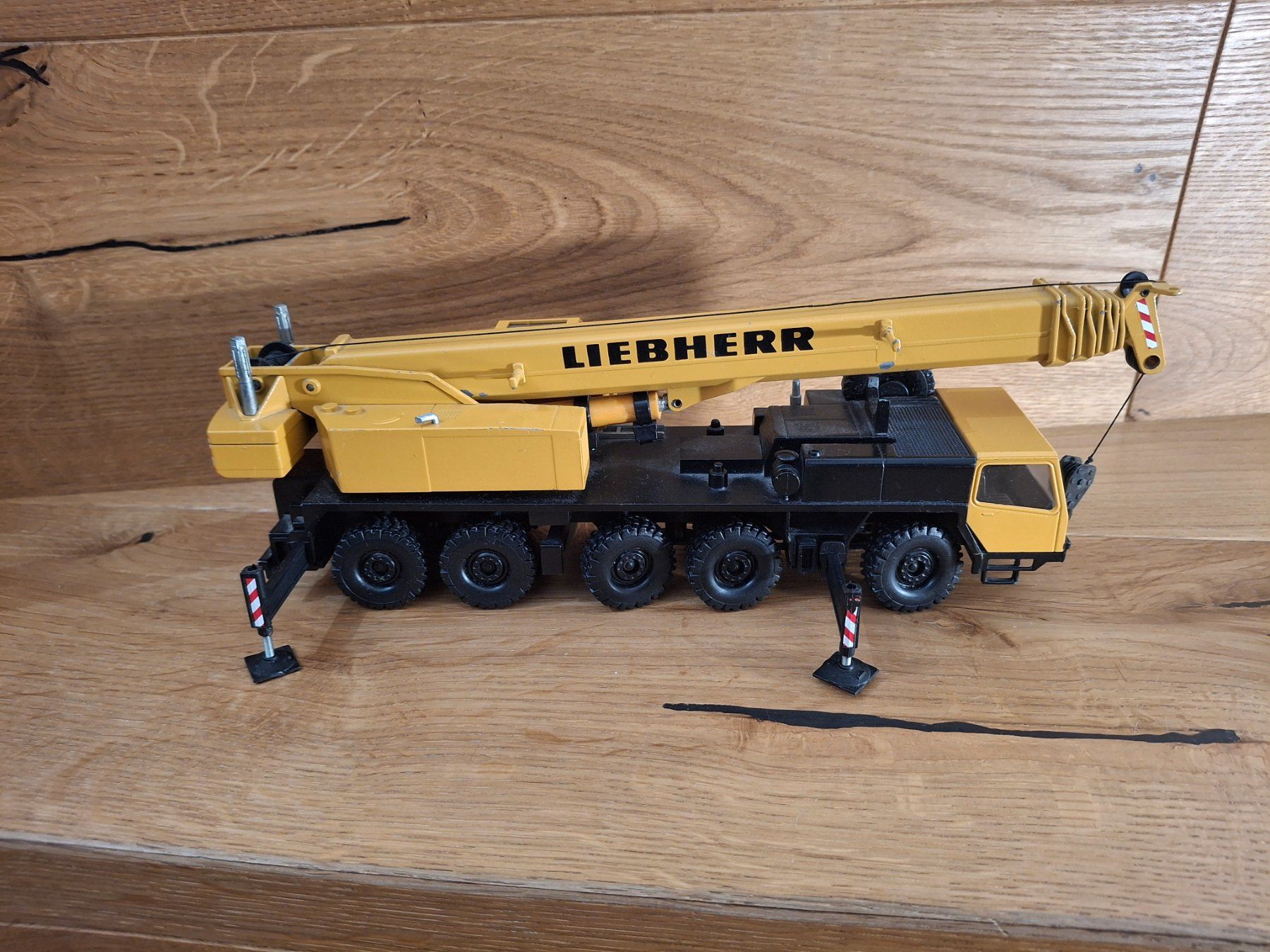 Liebherr Modellbausätze & Standmodelle: Liebherr Kran LTM 1050/1, CONRAD 2085 – Gebraucht aus Horriwil von TOKYONIGHTS 2