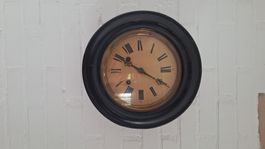 Oeil-de-Boeuf Wanduhr