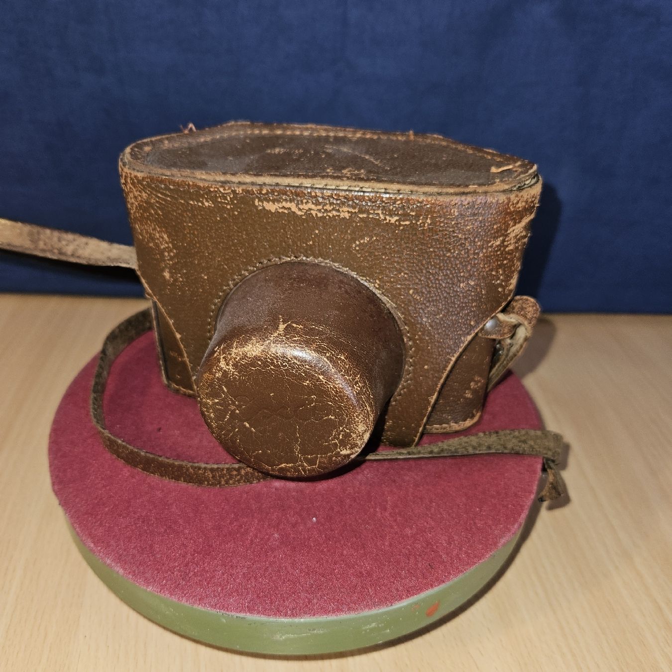 Exakta Fotocamera: Exa Kamera mit Tasche und Objektiv – Usato da Kriens venduto da gra_fhn7 1