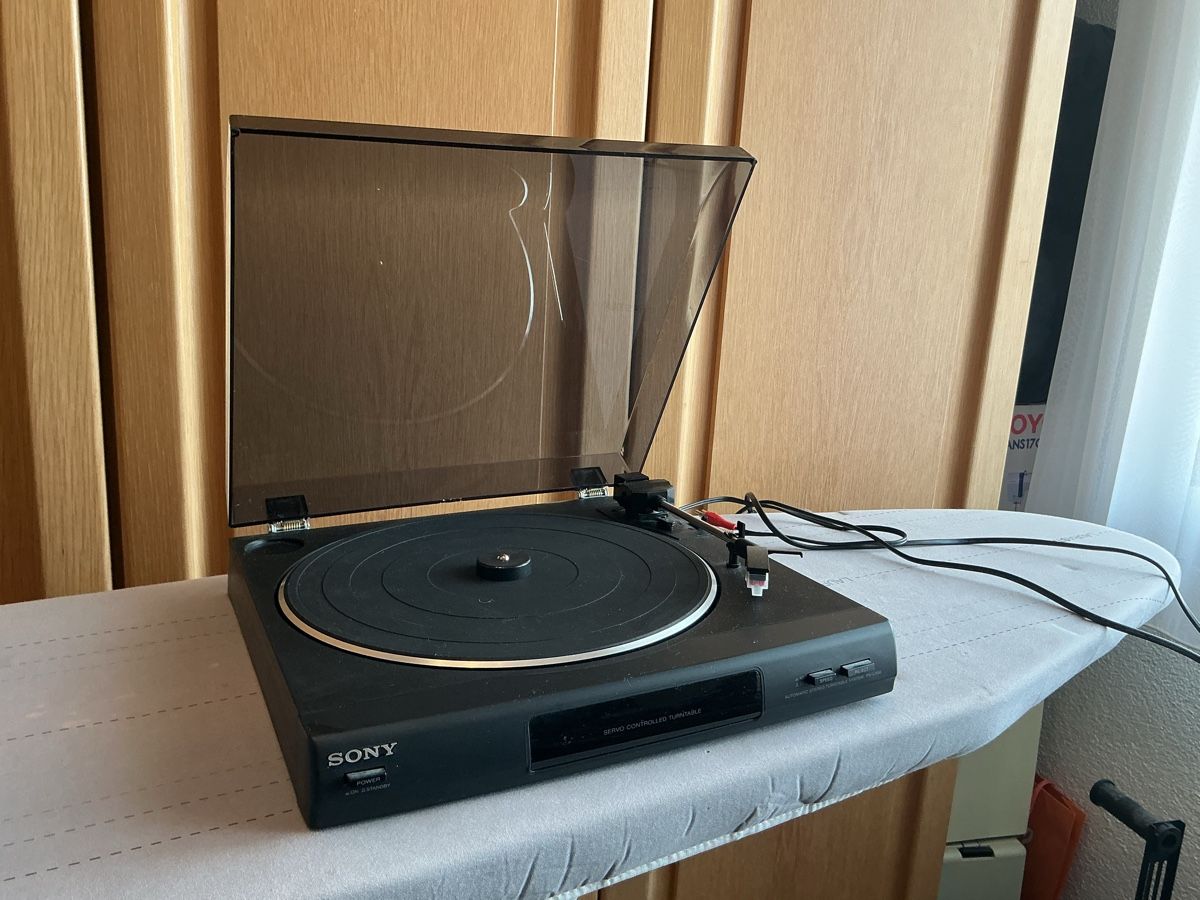 Sony Giradischi: Sony PS-LX56 Plattenspieler – Usato da Bannwil venduto da lk05