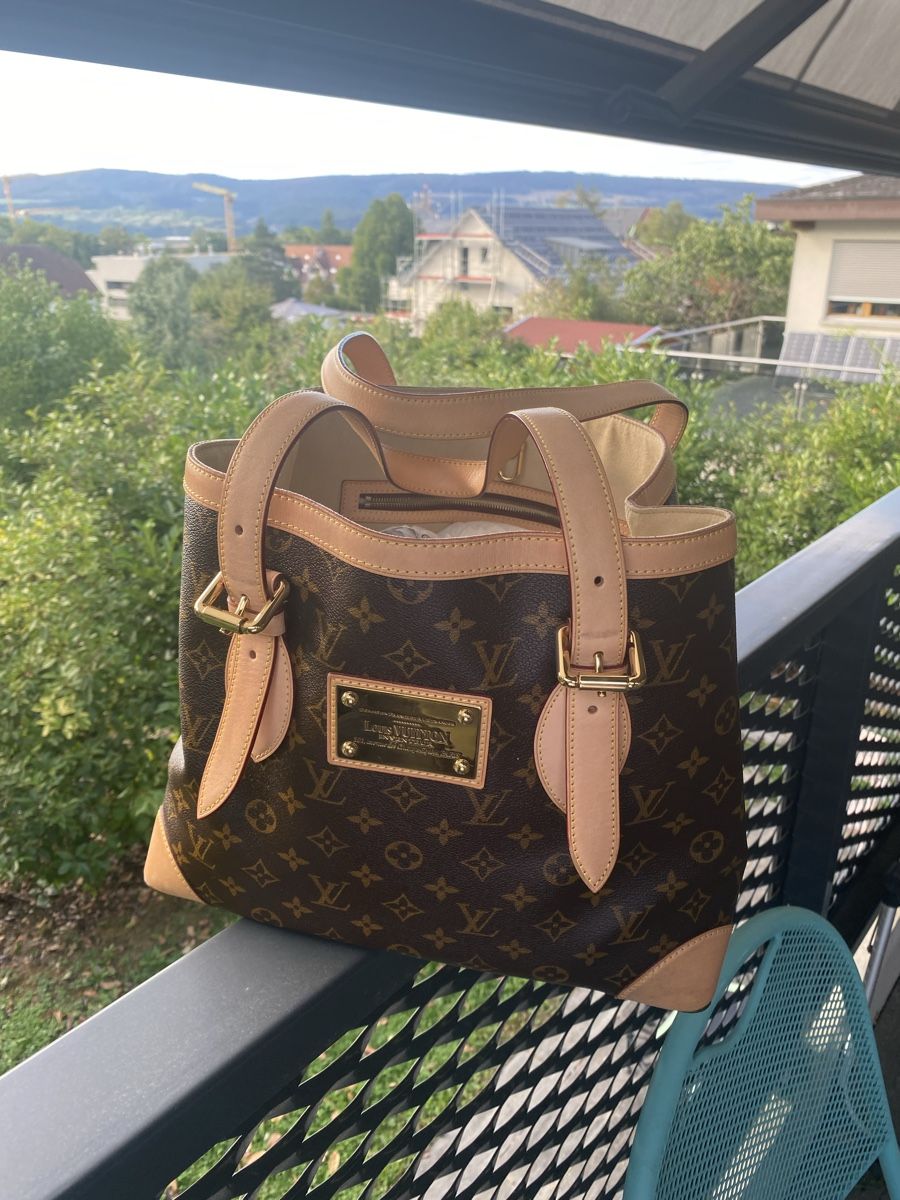 Louis Vuitton Sacs femmes: Louis Vuitton Hampstead MM – D'occasion à Kaiseraugst par RJ03 6