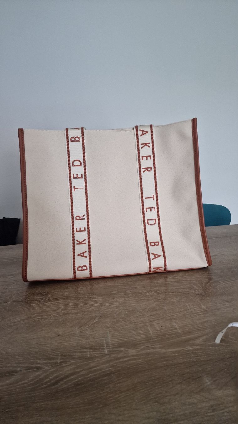 Ted Baker Borse da donna: Ted Baker Tasche NEU – Nuovo (secondo la descrizione) da winterthur venduto da bananacake 2