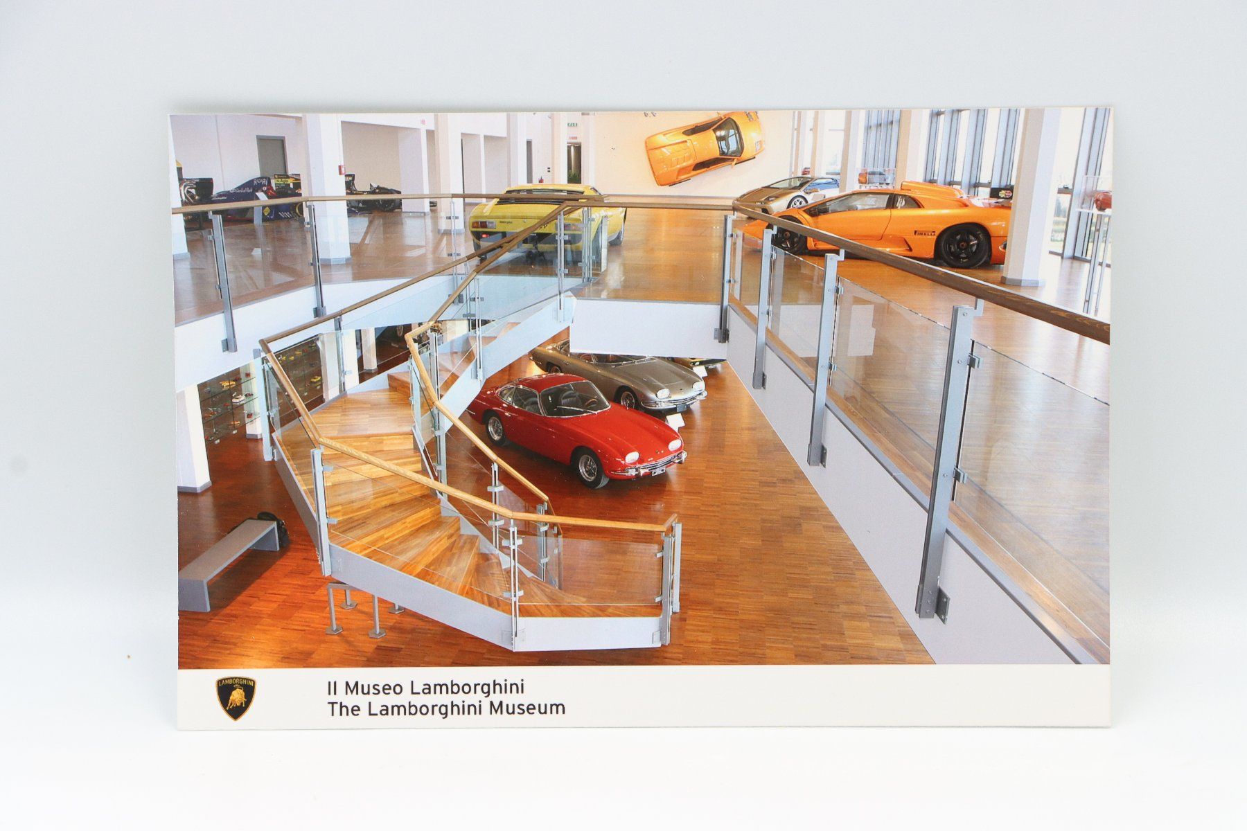 Lamborghini Documenti: Lamborghini Museum Pressemappe Foto 2004 – Usato da Bühl b.Aarberg venduto da Collectorpassions