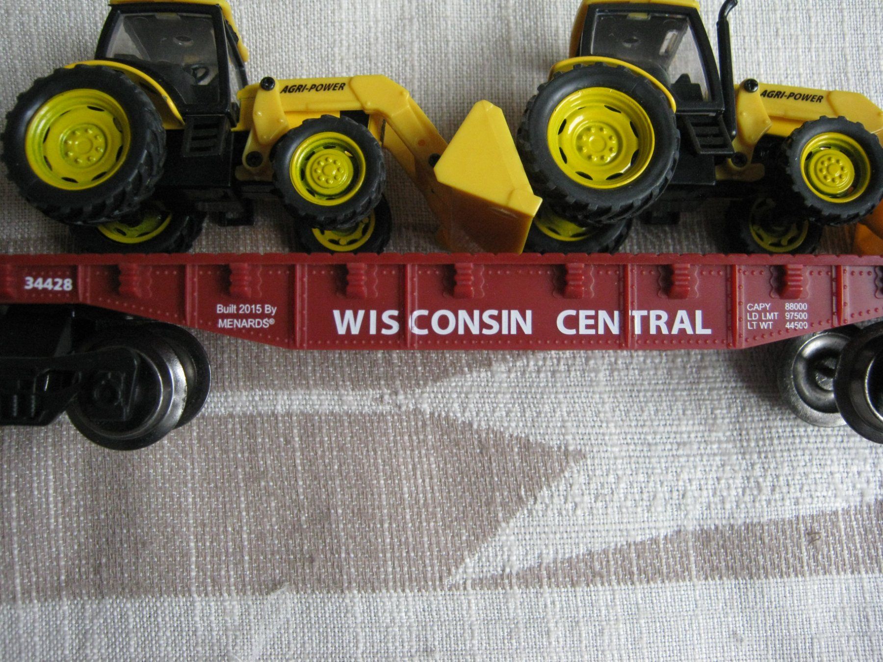 Modellini di ferrovie: Flachwagen mit  4  Traktoren – Usato da Hirschthal venduto da Legov 3