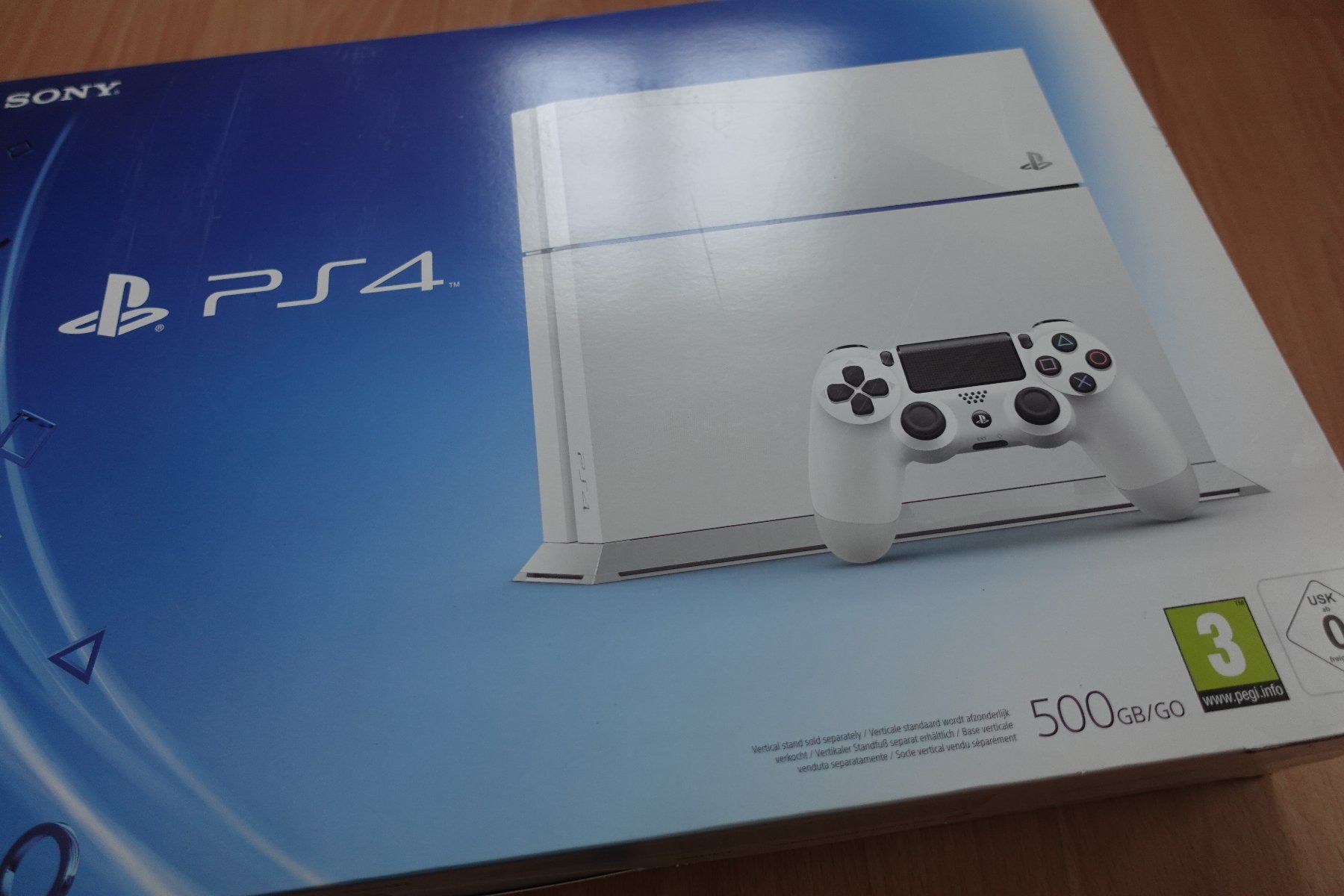 Sony Console: PS4 White Game Konsole inkl. Spiele, Controller, Kamera – Usato da Ettiswil venduto da maimaiswiss 9