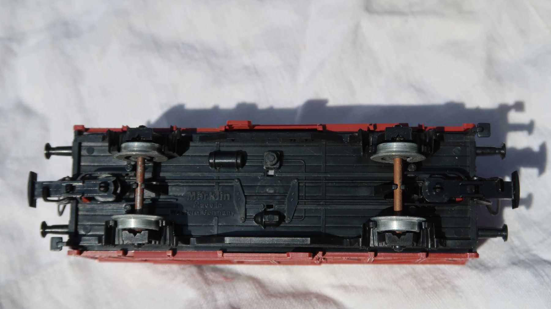 Märklin Modellini di ferrovie: MÄRKLIN Nr. 4410 DB Güterwagen – Usato da Muttenz venduto da Laeckerlihamschter 8