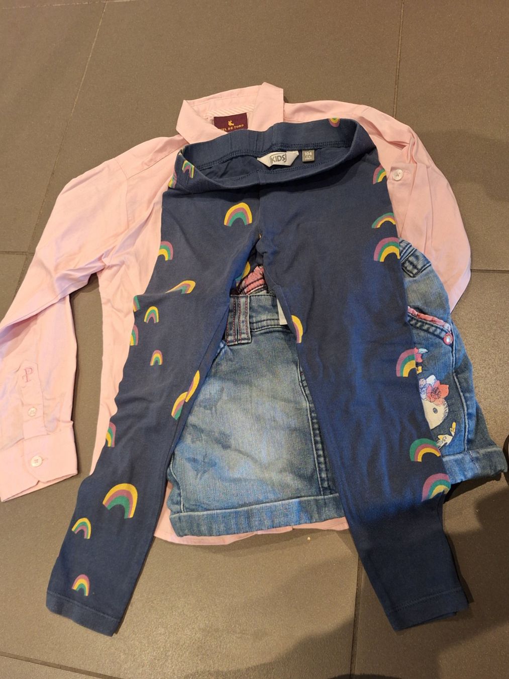Lotti & Set di vestiti: Kleiderset Mädchen 104 – Usato da Herrliberg venduto da linavogt 5