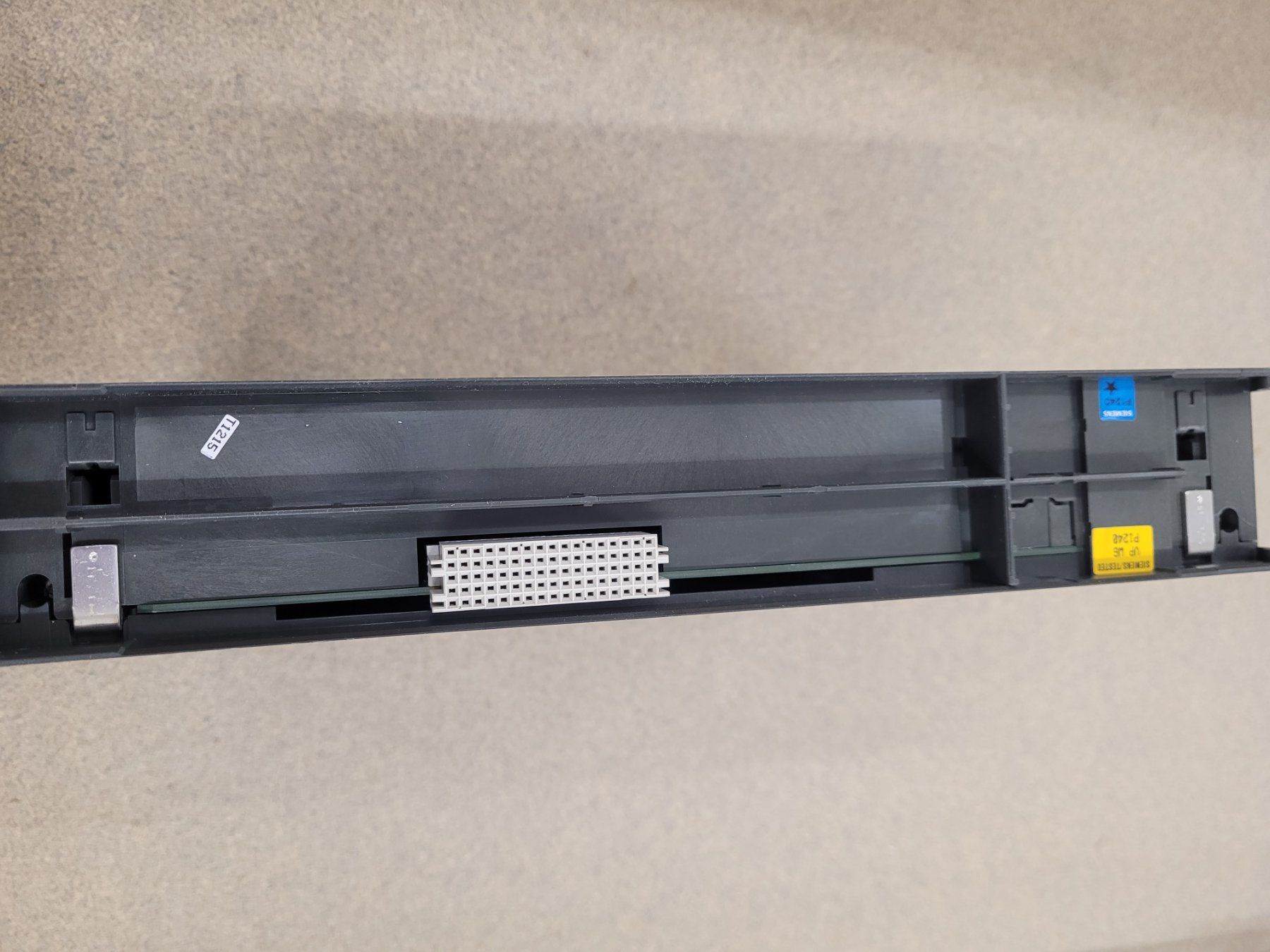 Componenti elettronici: Siemens Simatic S7, 6ES7 407-0KA02-0AA0 – Usato da Vitznau venduto da Vitznau84