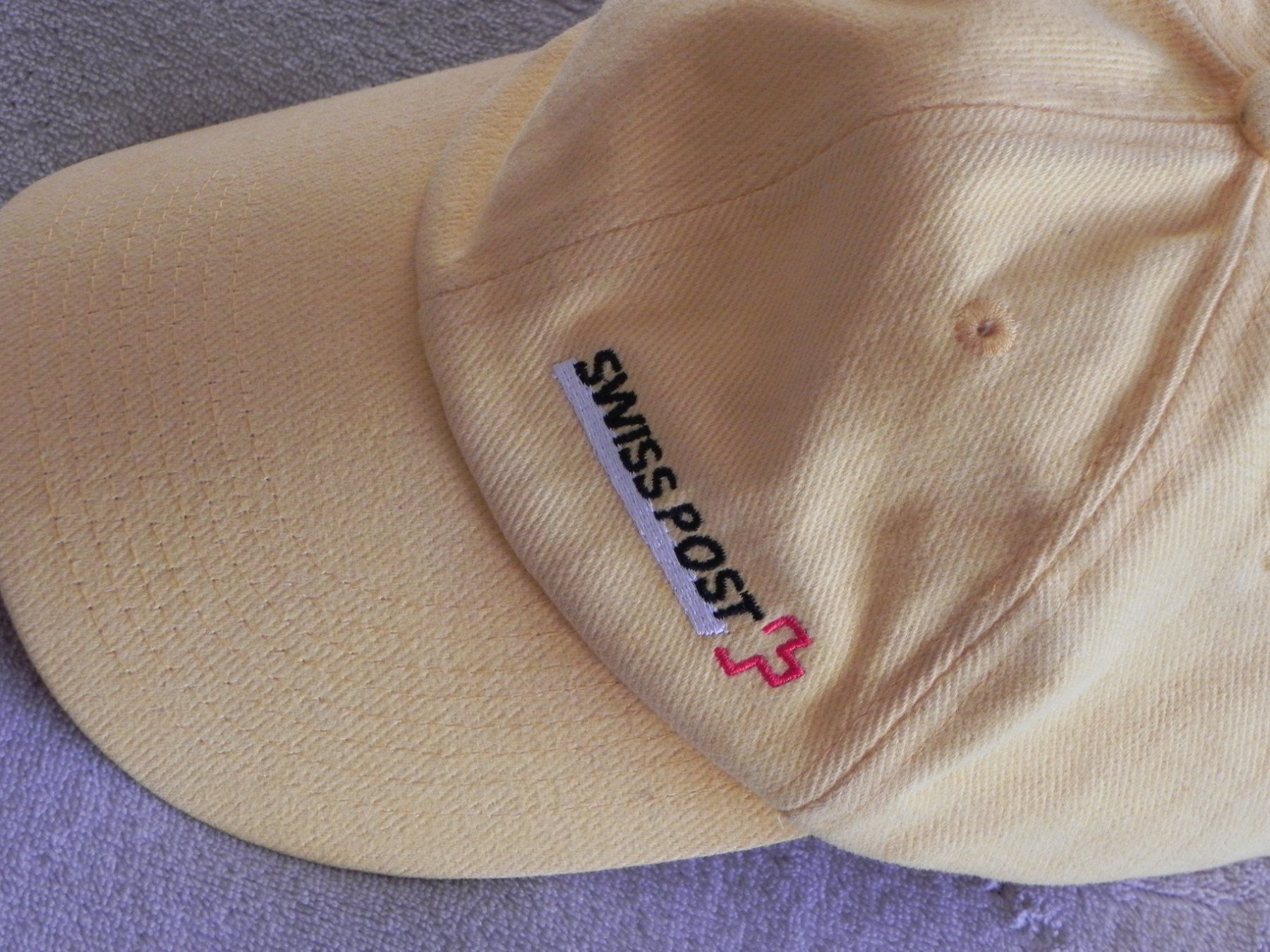 Altro in  Abbigliamento & Accessori: Swiss Post Cap, Gelb – Usato da Stallikon venduto da pcerny16 5