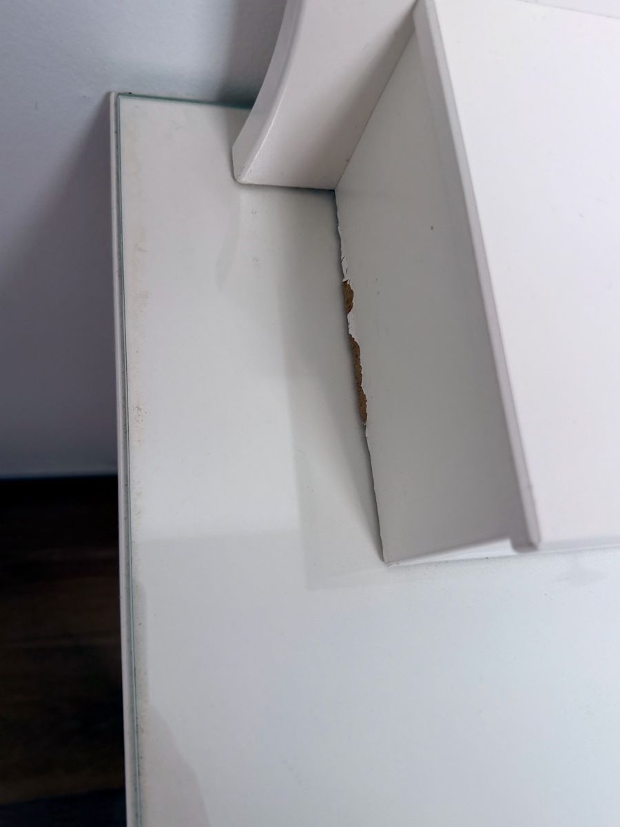 Ikea Tavoli da trucco: Elegant White Dressing Table with Stool and Mirror – Usato da Langnau am Albis venduto da vitaklimova 2