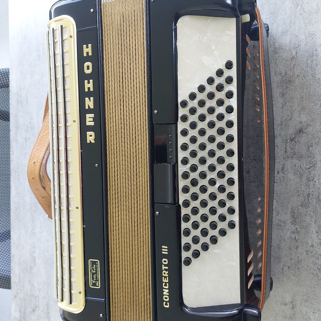Hohner Musikinstrumente: Handorgel Hohner Concerto III – Gebraucht aus Uzwil von Grauhaar 4