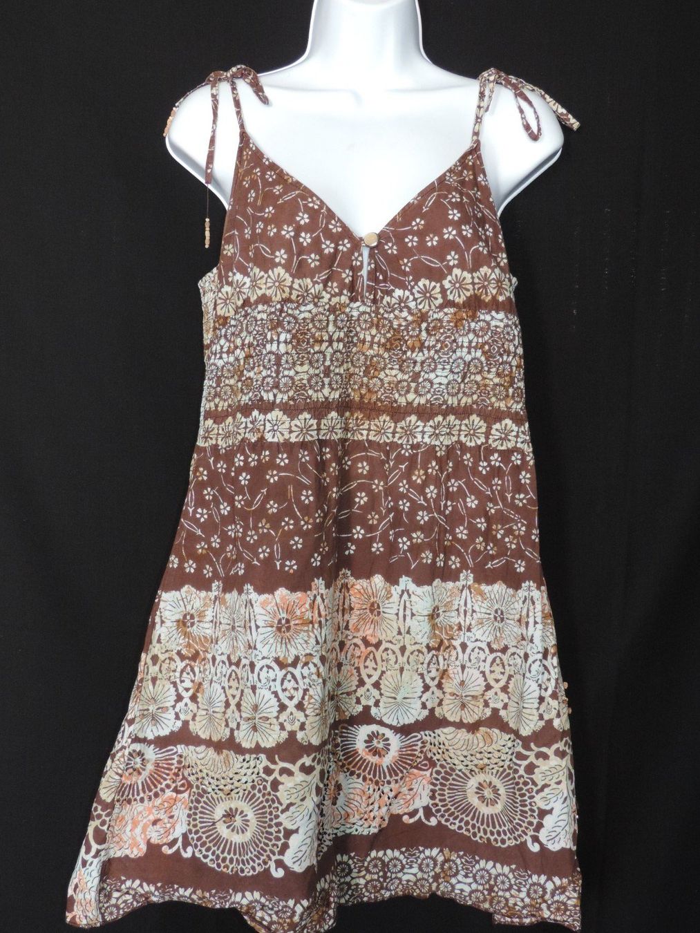 Kleider: robe bohème fleurs brunes – Gebraucht aus Genève von Axelle333