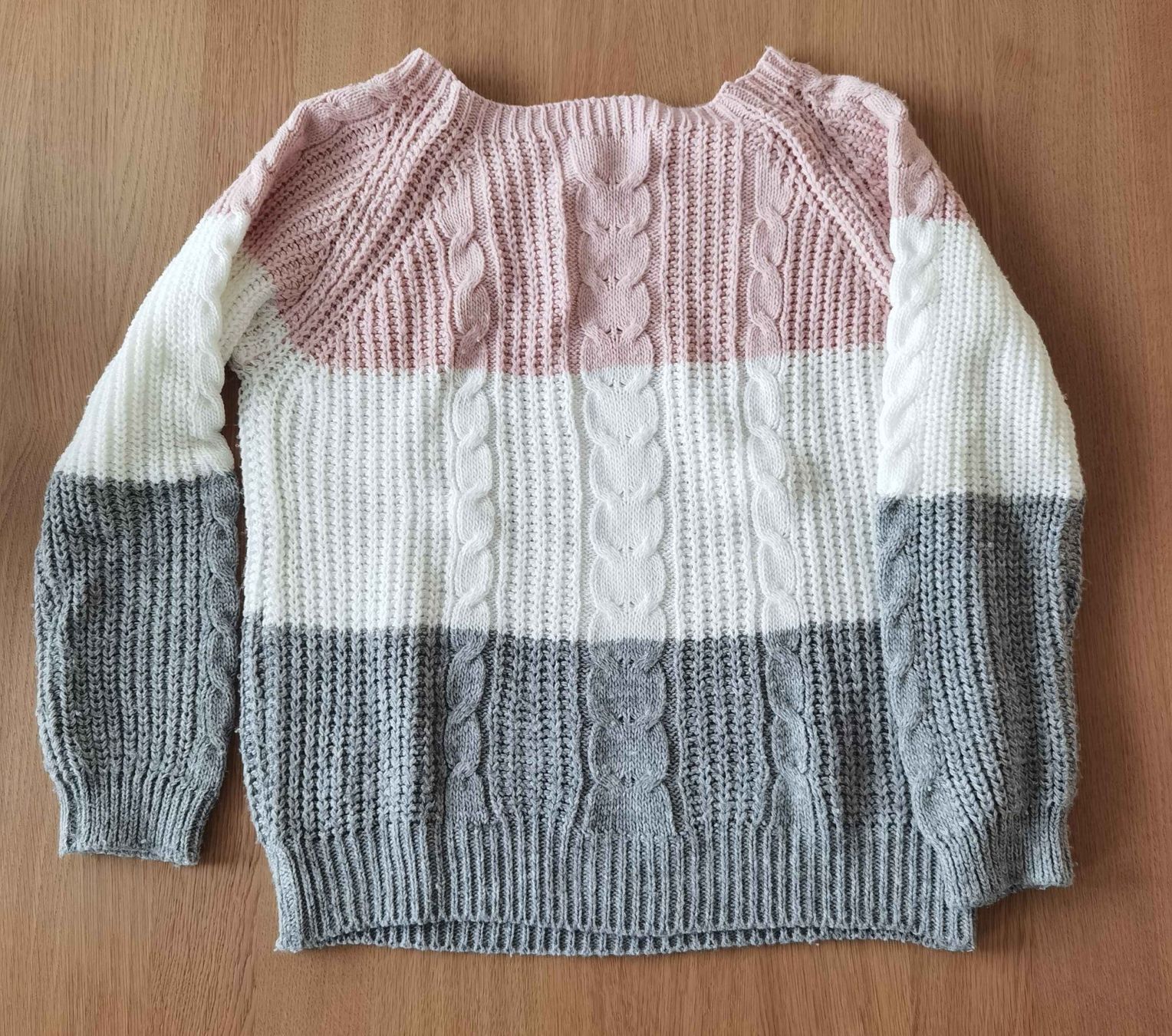 Pullover & Sweatshirts: Gestrickter Pullover – Gebraucht aus Zug von WickiPanda