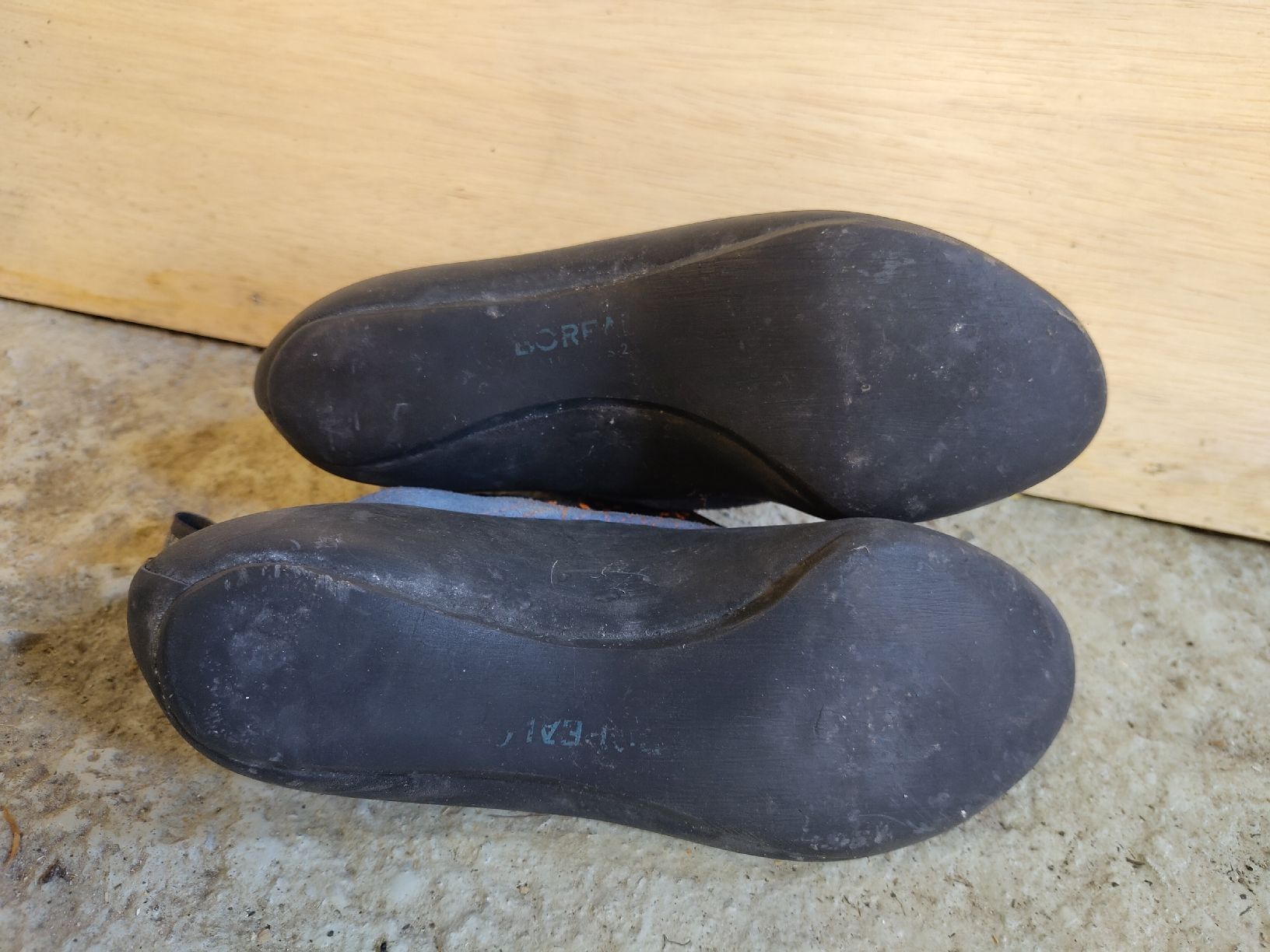 Chaussures femmes: Kletterschuhe Boreal Grösse 37.5 - alt – D'occasion à Thalheim par N0RARS 2