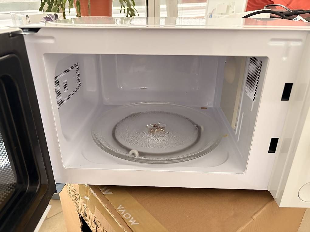 Elettrodomestici da cucina: Mikrowelle Tillreda (IKEA) – Usato da Liestal venduto da eliceni 1