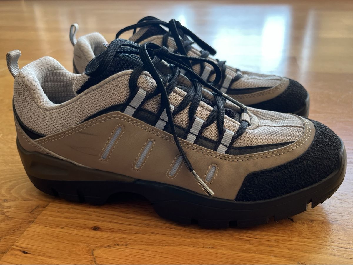 Northwave Herrenschuhe: Mountain bike shoes - size 38 – Gebraucht aus Le Vaud von b-wel