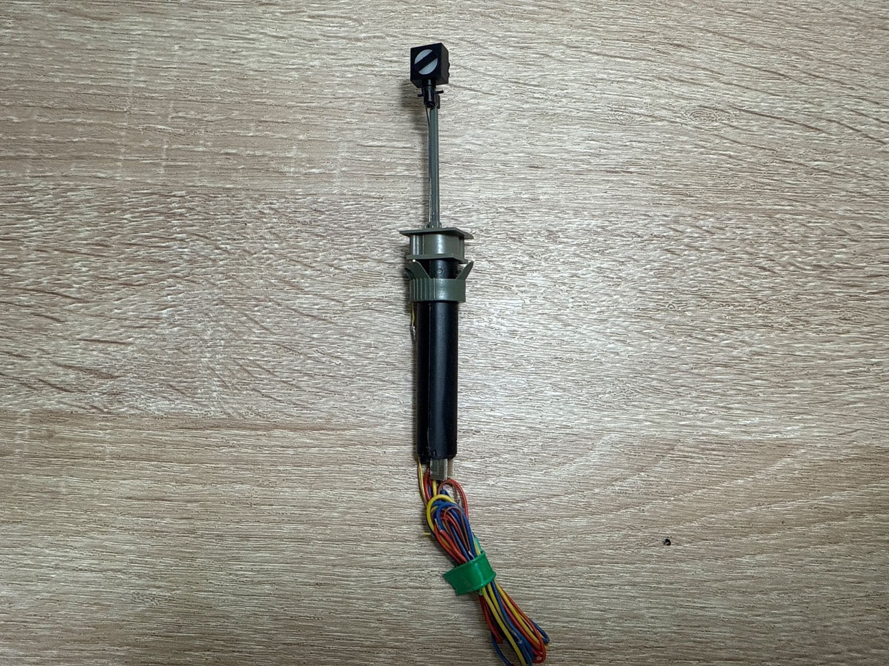 Viessmann Modellini di ferrovie: Viessmann 4515 Vorblocksignal H0 (1) – Usato da St-Aubin-Sauges venduto da Lo_Go