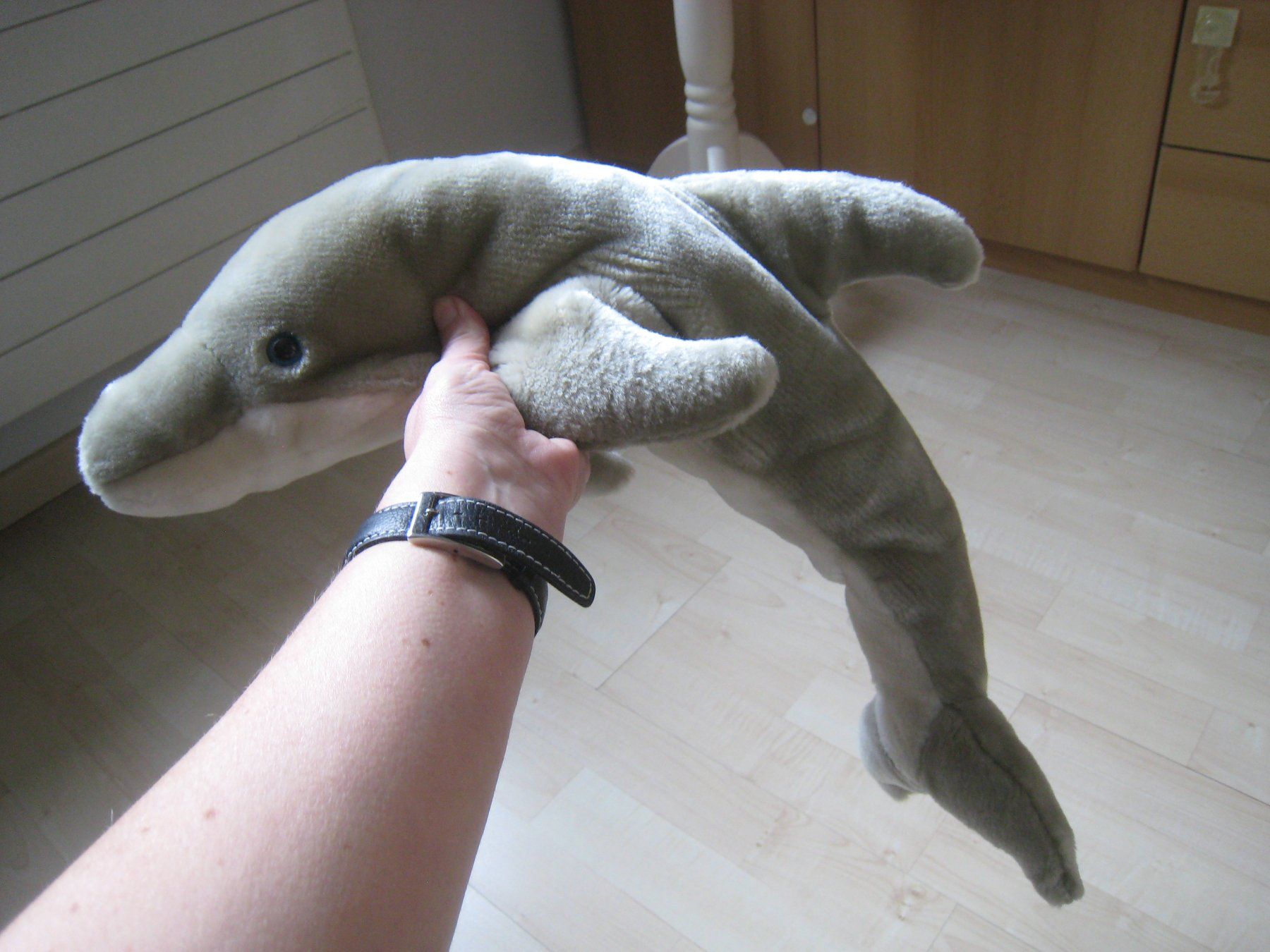 Giocattoli: Delphin oder Haifisch ? Stofftier / Plüschtier   gross – Usato da Dättlikon venduto da Mamakuga