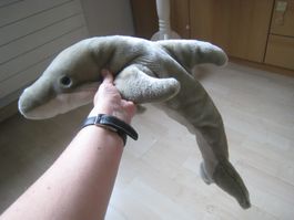 Delphin oder Haifisch ? Stofftier / Plüschtier   gross