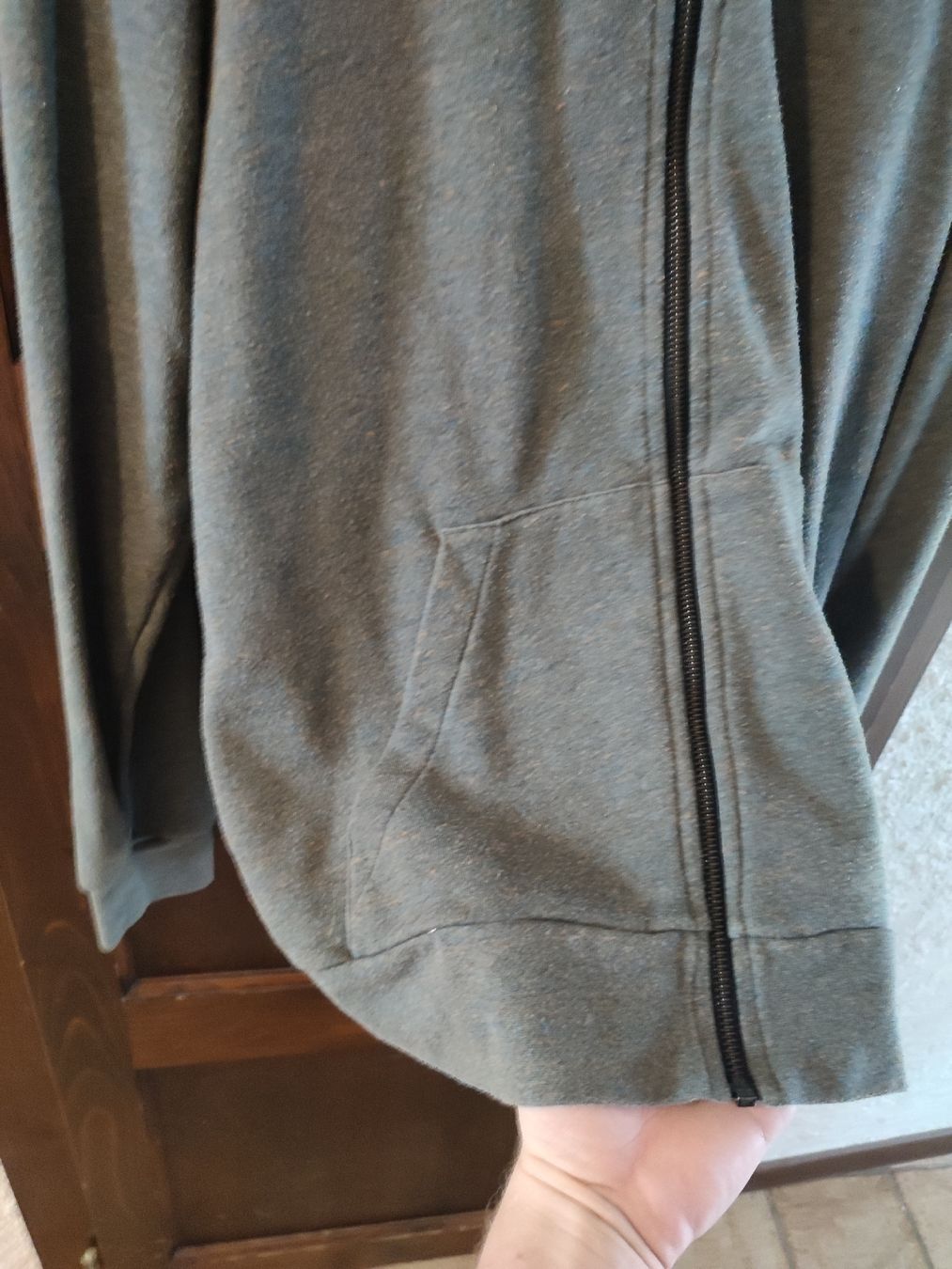 H&M Giacche: H&M Grey Hooded Jacket - Men's Medium - Great Value! – Usato da Martigny venduto da Errika 1