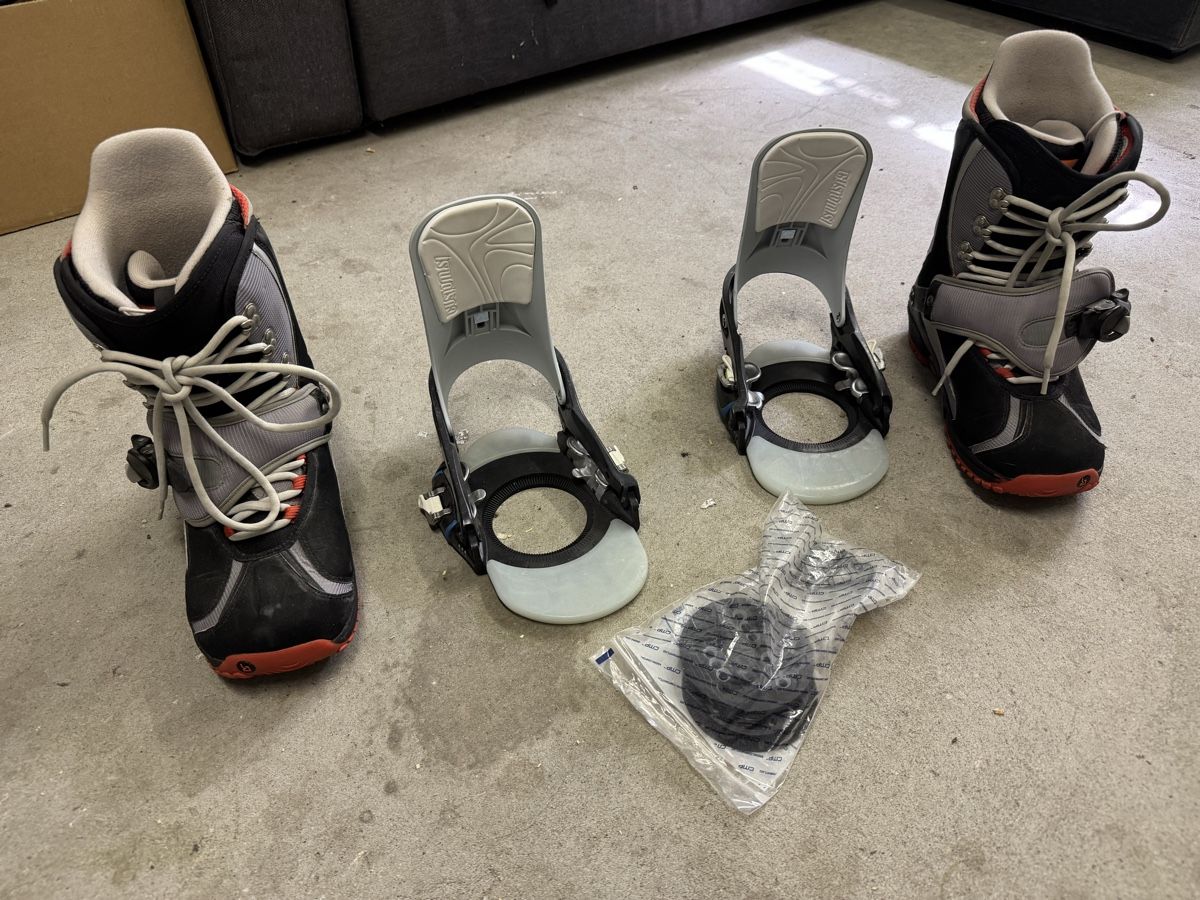 Burton Herrenschuhe: Burton Step-on Bindung und Schuhe, grösse 46. älteres Model – Gebraucht aus Grenchen von sara1194