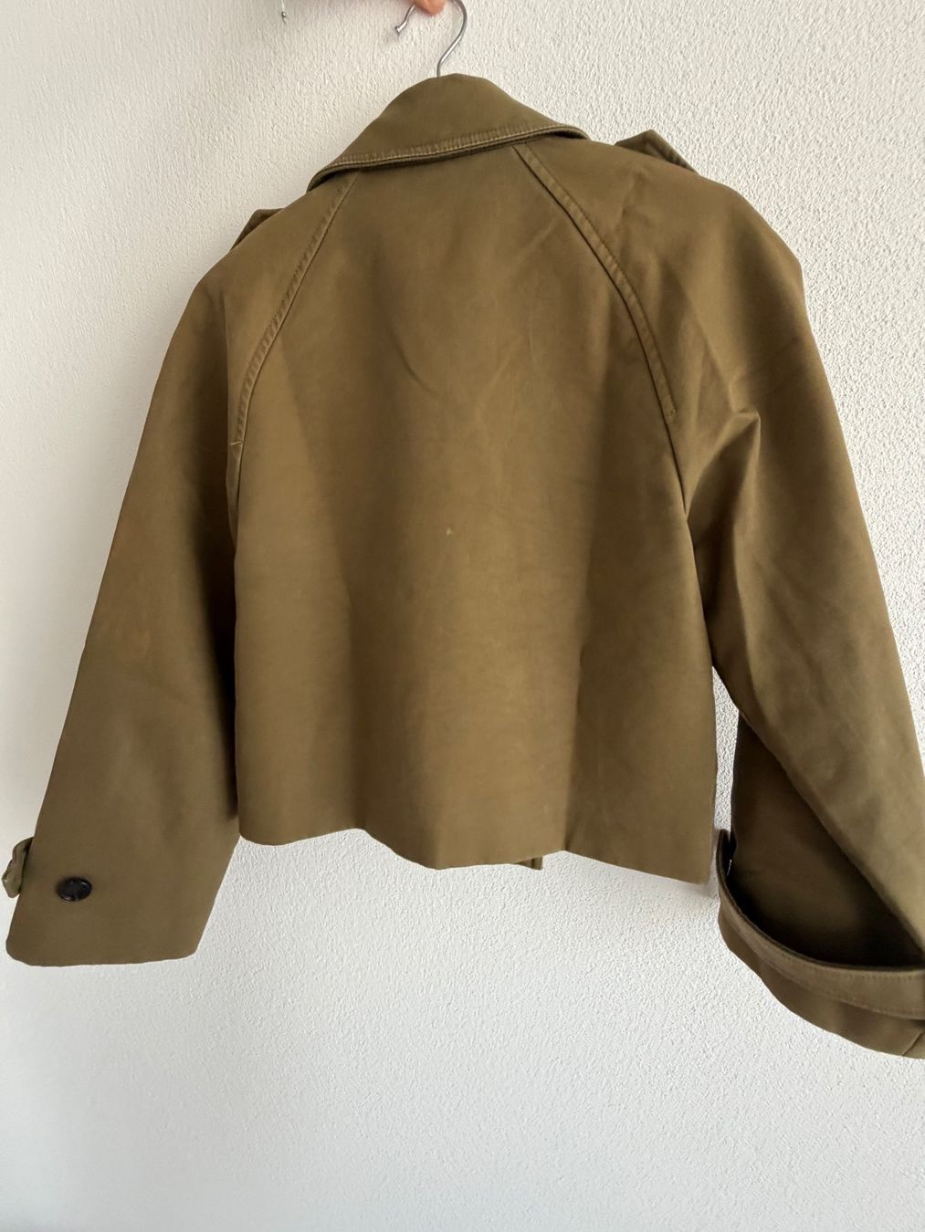 Mango Jacken: Mango kurzer Trenchcoat – Gebraucht aus Luzern von maz_jq6n 1