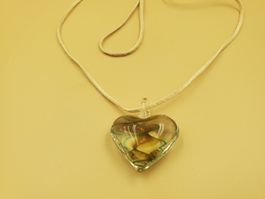 Collier pendentif cœur transparent