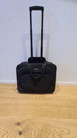 Praktischer Trolley / Pilotenkoffer - Handgepäck geeignet