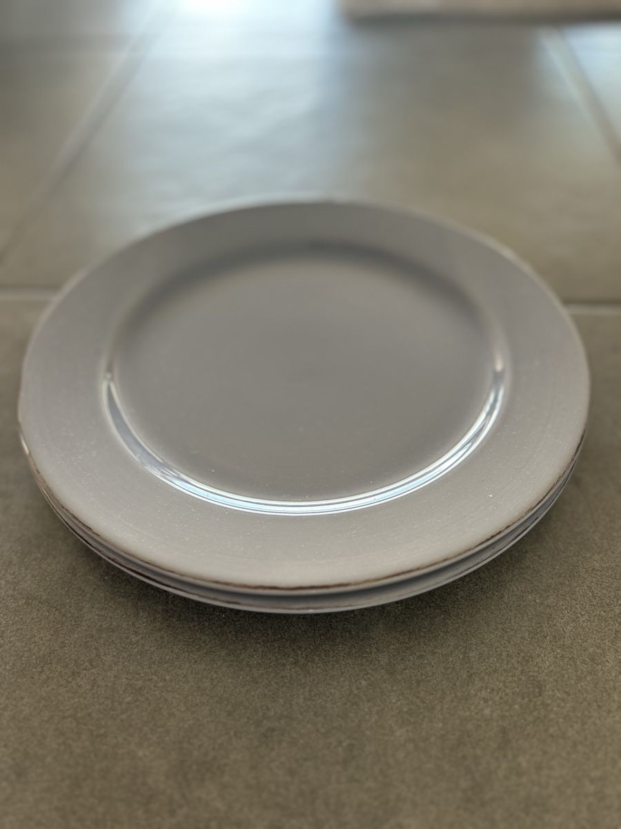 Set di piatti: Geschirr-Set lila – Usato da Wohlen b. Bern venduto da Beppe99 1
