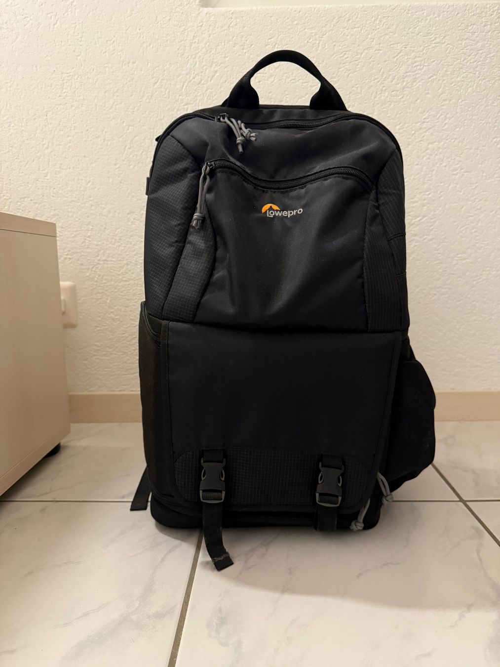 Canon Fotocamera: KAMERA SET - DSLR Canon EOS 700D – Usato da Varen venduto da xen 3