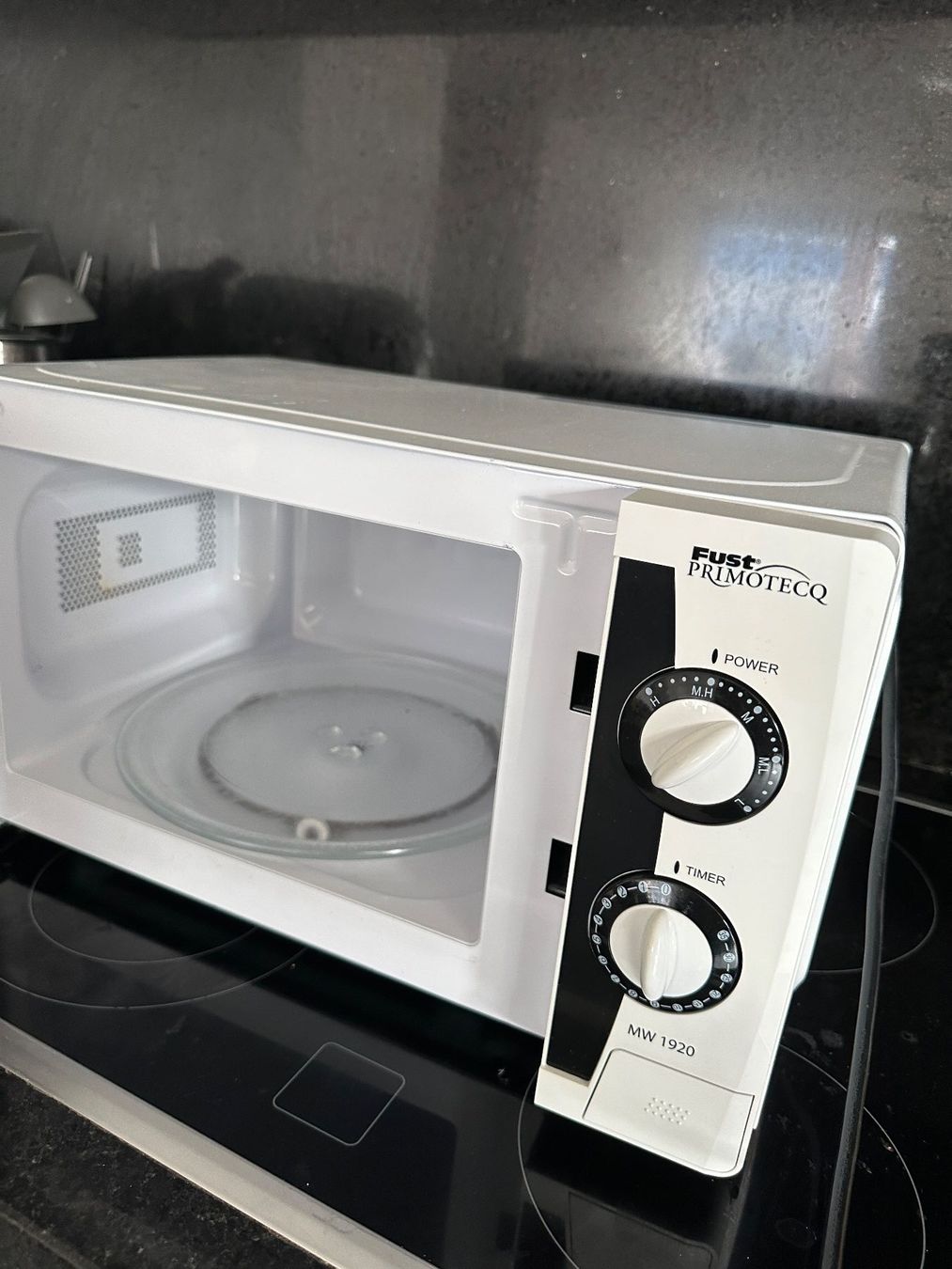 Fust Elettrodomestici da cucina: Mikrowelle Fust Primoteq 1920MW – Nuovo (secondo la descrizione) da Dietikon venduto da ale_98py 1