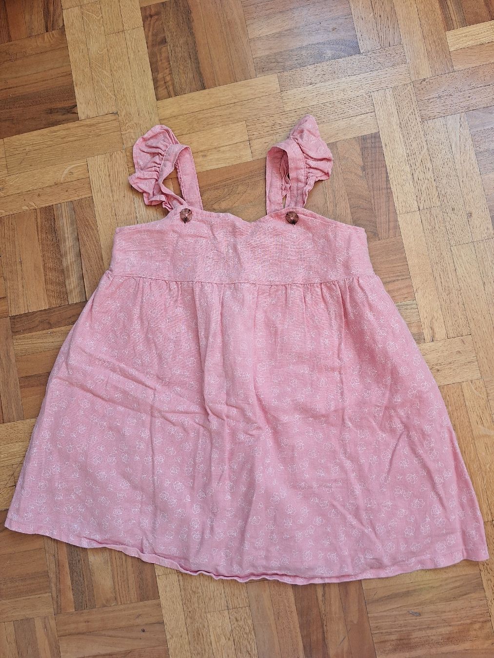 Benetton Lotti & Set di vestiti: Kleiderpaket Gr. 98 für Mädchen – Usato da Fribourg venduto da lf87 1