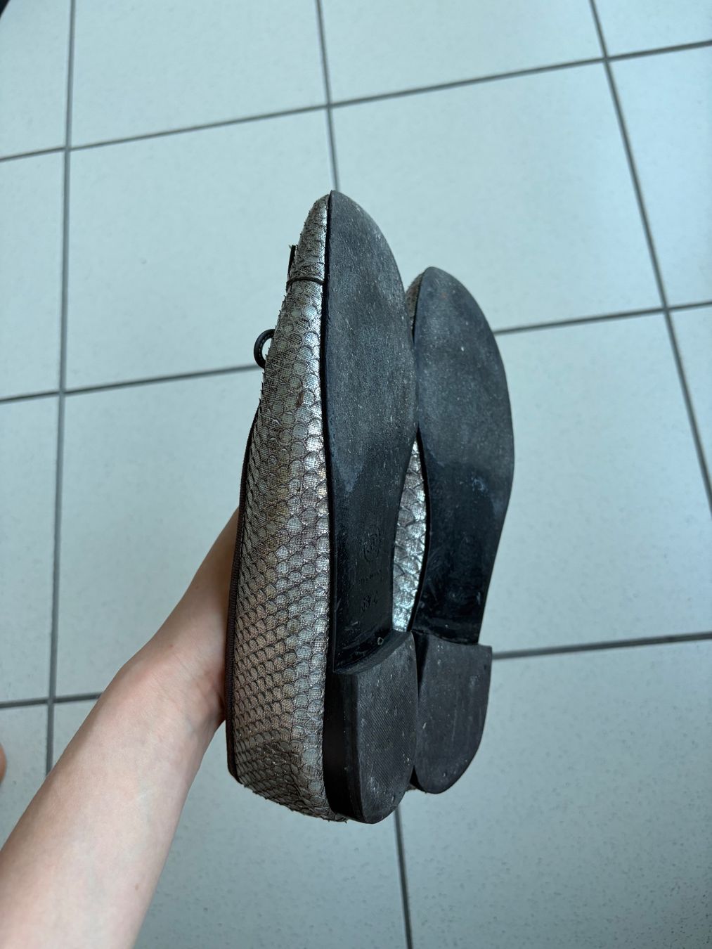 Chanel Chaussures femmes: Chanel python ballerinas 38.5C – D'occasion à Zürich par nat_k 9