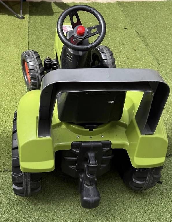Véhicules pour enfants: Tracteur à pédales – D'occasion à Orbe par tom_q2vy 2